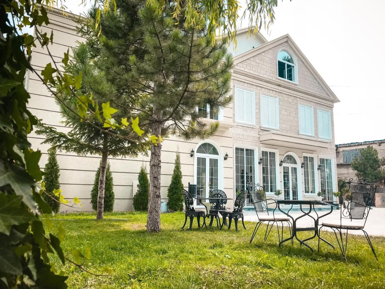 Hotel Devi Erseke 外观 照片